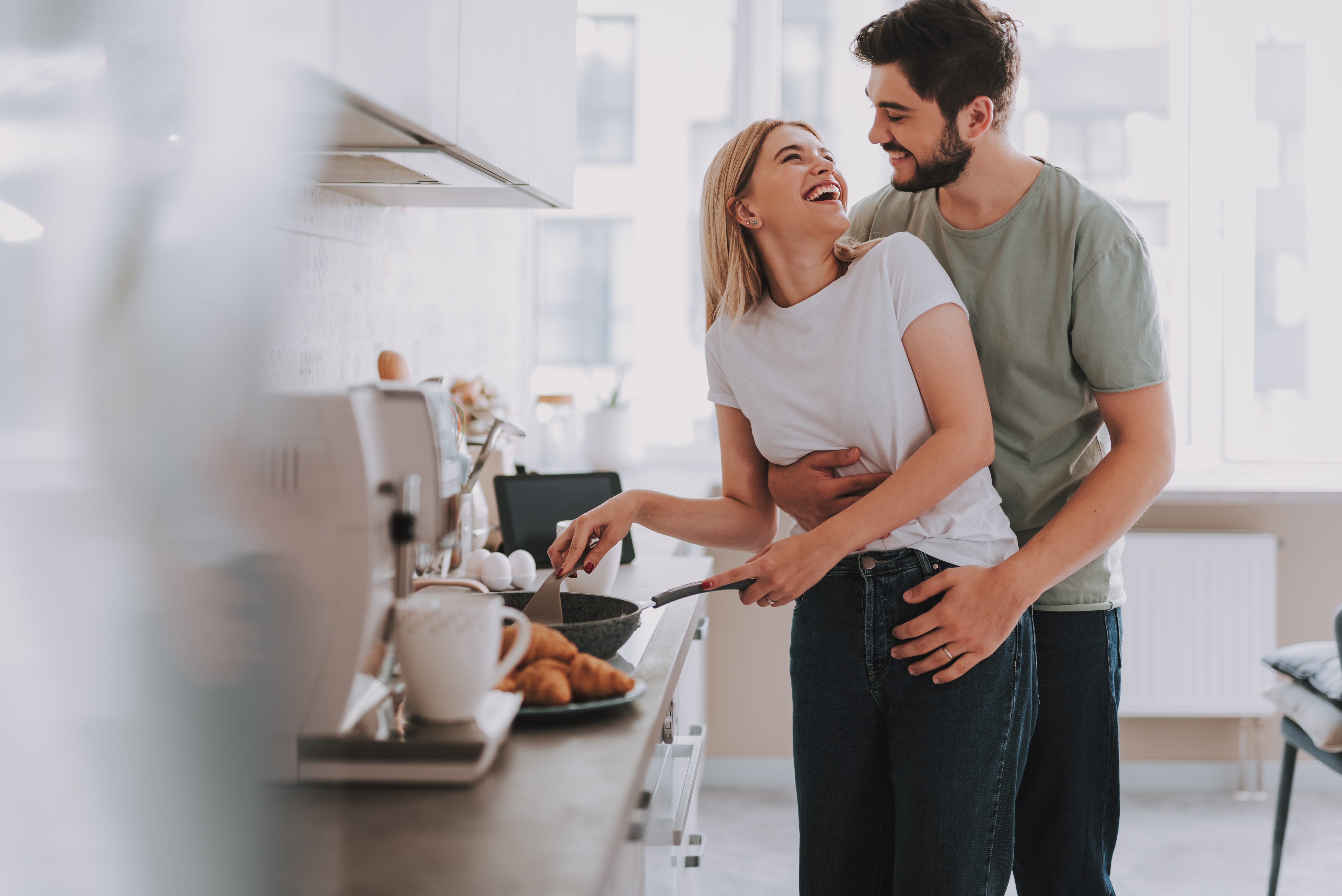 couple-searching-for-good-investment-loan